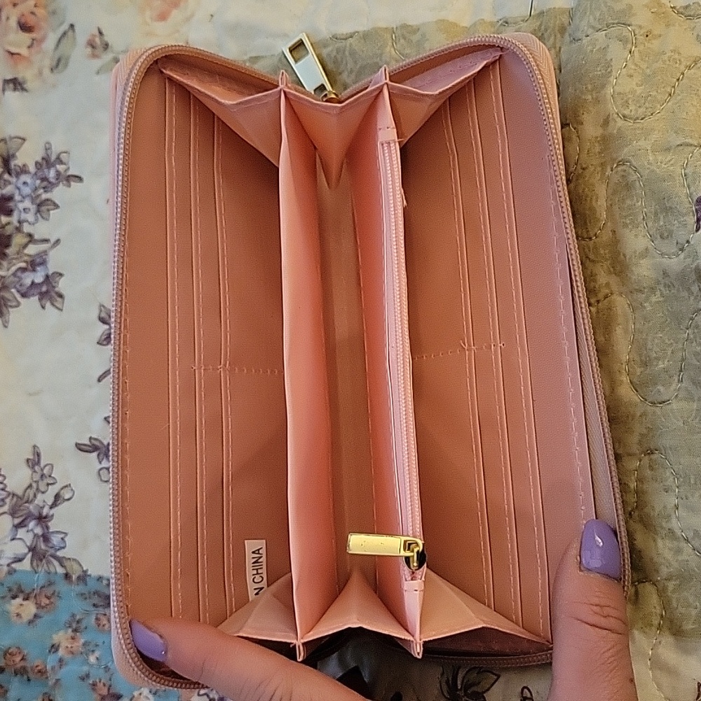 Wallet - Picture 3 of 3